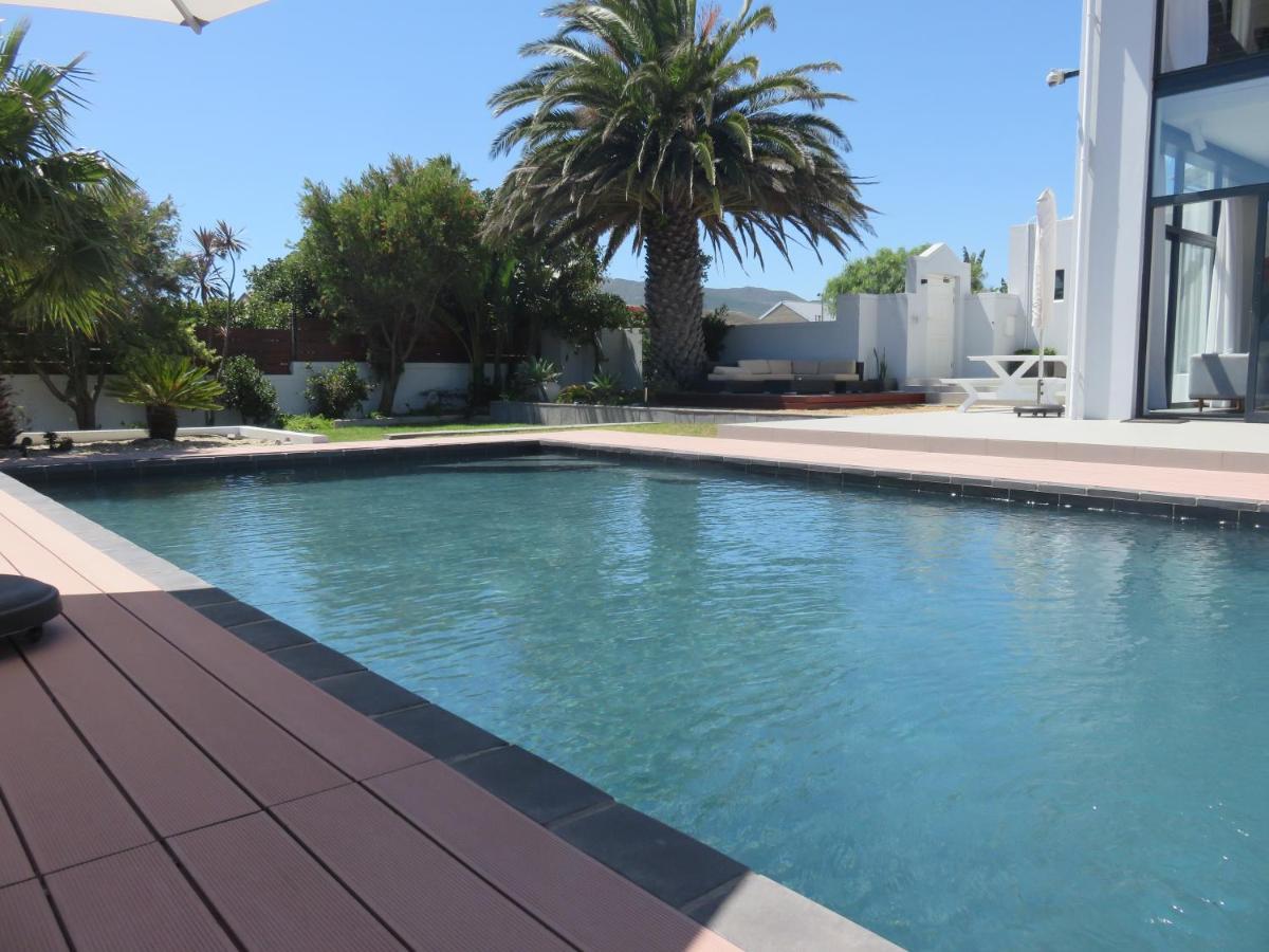 Cape White Villa Crawley Bagian luar foto